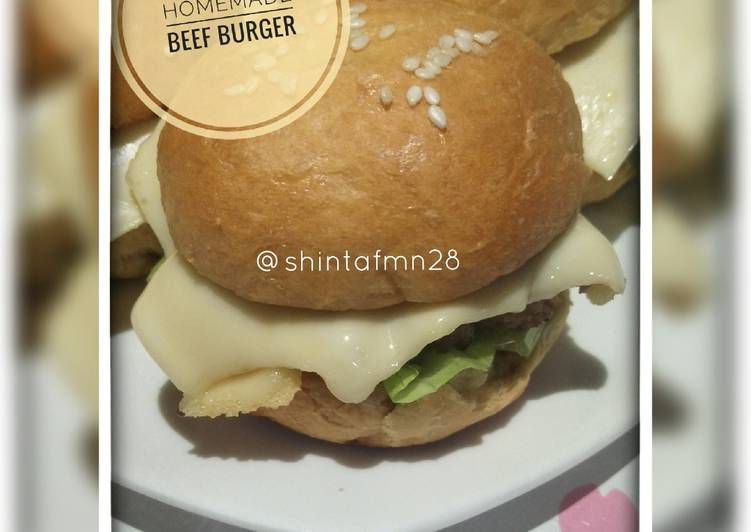 Homemade Beef Patty Burger Bun