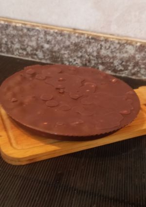 Una foto de Turrón de chocolate y avellanas