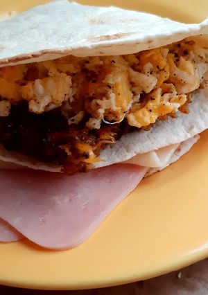 Una foto de Tortilla en tostador para combinar con todo