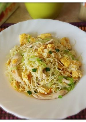 Hình của món Mì xào cải bắp #cleaneating.
