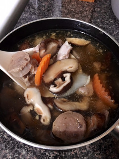 A picture of Shiitake Chicken Soup Hot pot.