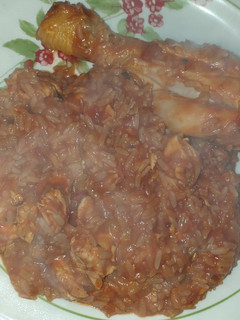 Una foto de Guiso de arroz con pollo