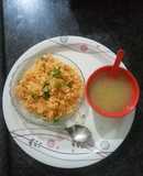 Fried rice and mix vegetables soup