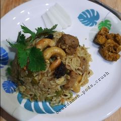 A picture of Veg biryani.