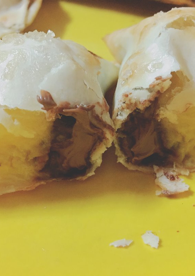 Una foto de Empanadillas de plátano y chocolate