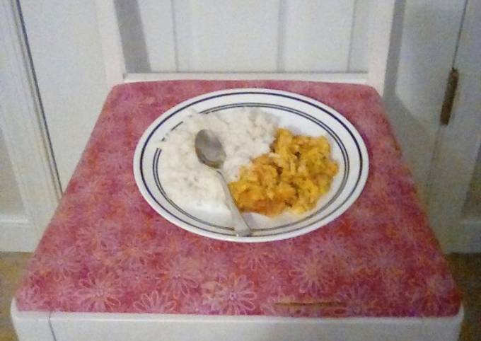 Mom's Easy Curry Chicken π and Broccoli π₯¦ With White Rice