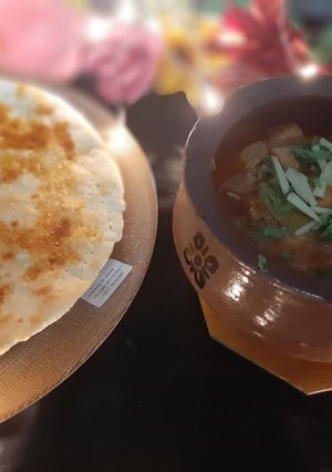 A picture of Chicken handi.