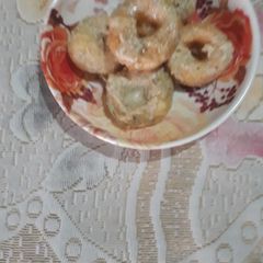 A picture of Dahi Vada.