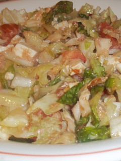 Una foto de Ensalada de col cruda