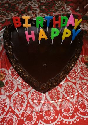 Trüffel torta sütés nélkül 🎂 recept fotója