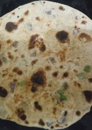 A picture of Onion Thepla.