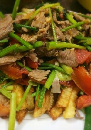 Hình của món Khoai tây chiên xào thịt bò cần tỏi.