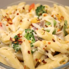 A picture of White Penne Pasta.