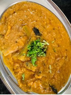 સરગવા નું શાક (Saragva Shak Recipe In Gujarati) રેસીપી મુખ્ય ફોટો