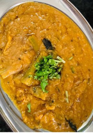 સરગવા નું શાક (Saragva Shak Recipe In Gujarati) રેસીપી મુખ્ય ફોટો