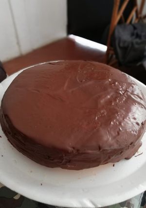 Una foto de Torta de naranja y cobertura de chocolate