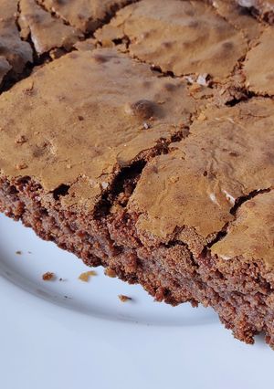 รูปของ Fudgy Brownie บราวนี่หน้าฟิล์ม