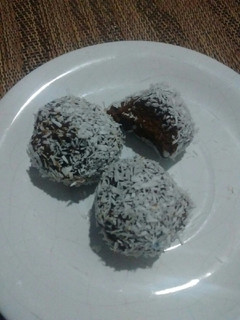 Una foto de Trufas de chocolate y dulce de leche🍫