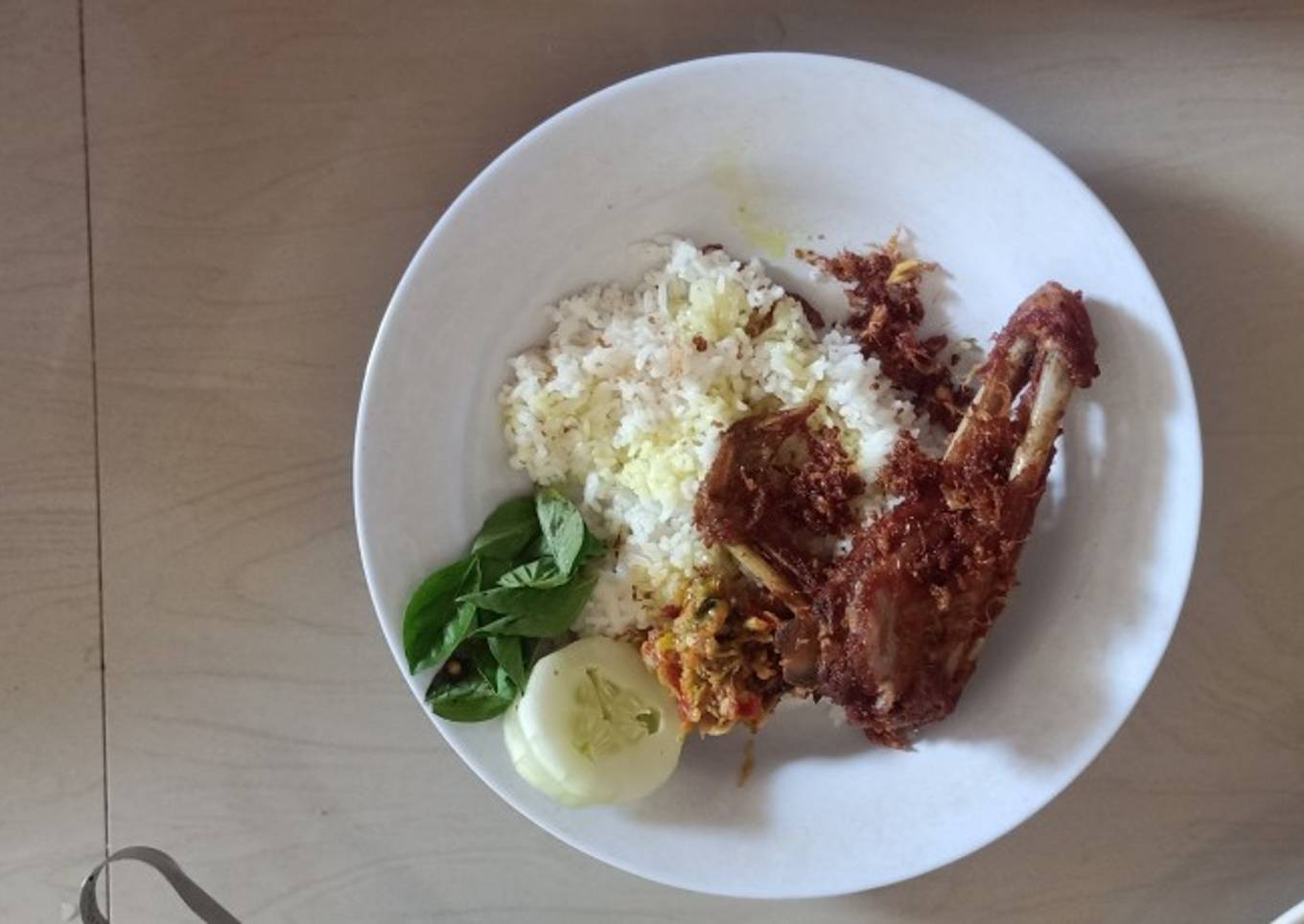 Bebek bumbu madura / bebek sinjay sambel pencit