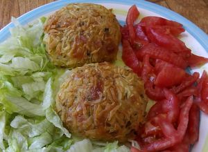 Una foto de Bombas de papas rellenas  tipo Rosti (aprovechando las sobritas)