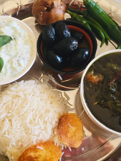 عکسی از دستور خورشت آلو اسفناج