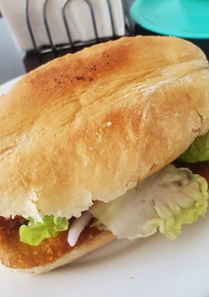 A picture of Milanesa Sandwiches.