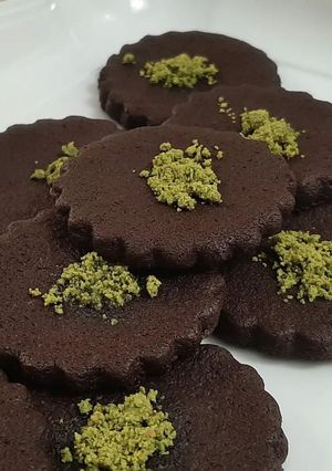 عکسی از دستور شیرینی شکلاتی با آشپزی یاسمین جون