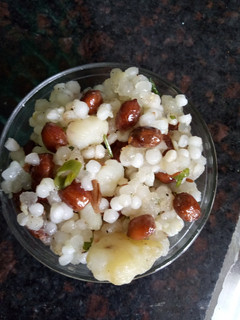 साबूदाना खिचड़ी (Sabudana khichdi recipe in hindi) रेसिपी मुख्य फोटो