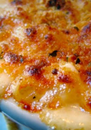 A picture of Mama's Mac and Cheese.
