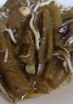 Una foto de Borrajas con gulas