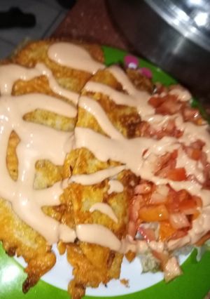 Una foto de Enchiladas nicaragüense combinado con unos toques mexicanos