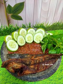 Foto resep Pecel Lele & Sambal Tomat