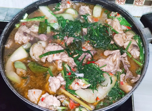 รูปของ แกงอ่อมไก่ใส่ฟักใส่ผักชีลาว