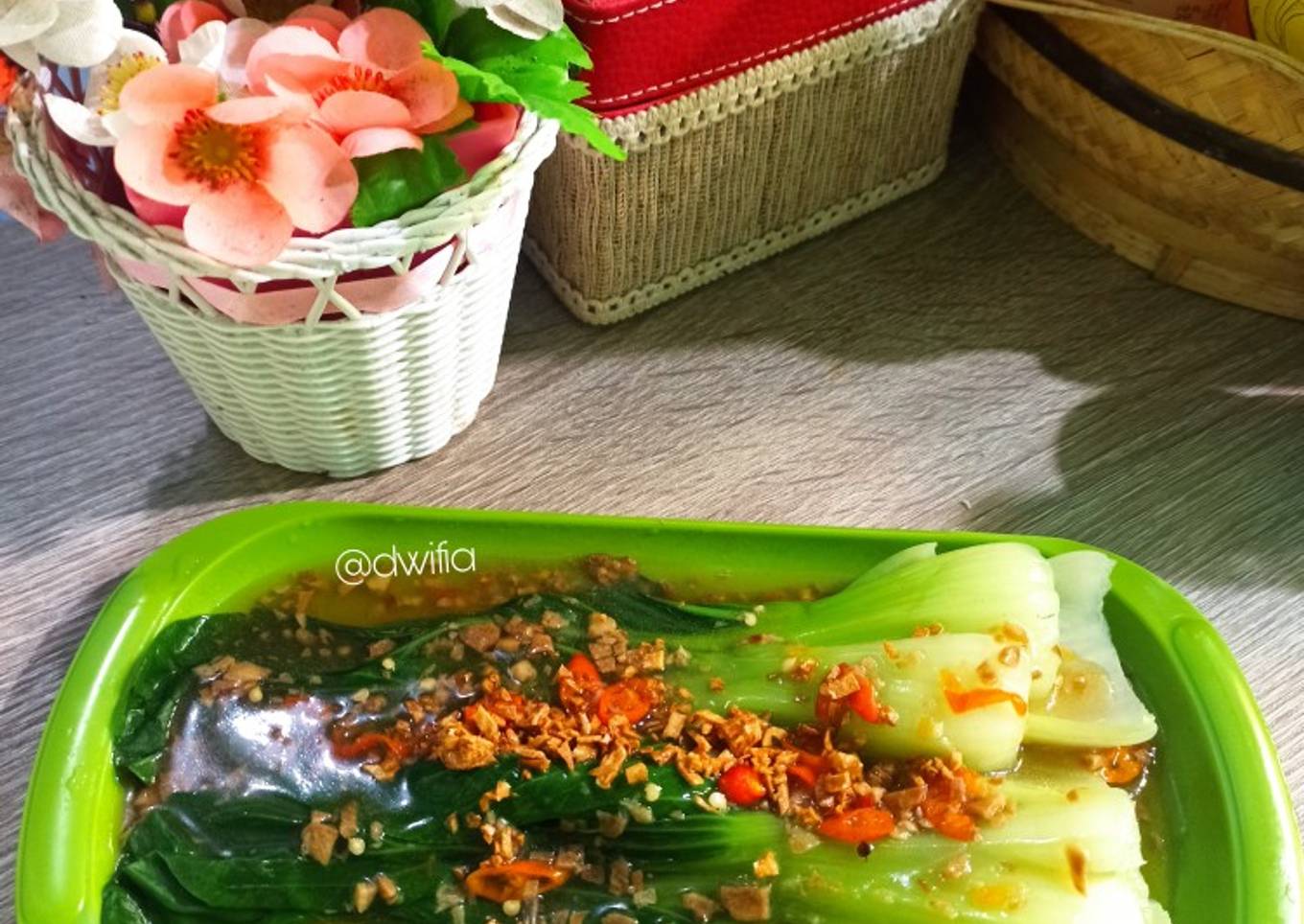 Pakcoy Bawang Putih