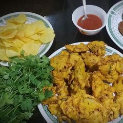 A picture of Mix pakorai.