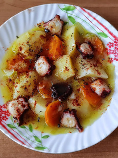 Una foto de Porrusalda con pulpo