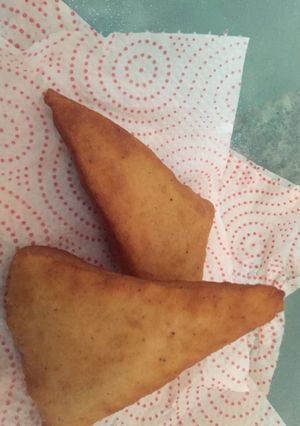 A picture of Cardamom Mandazi.