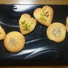 A picture of Crispy biscuts.