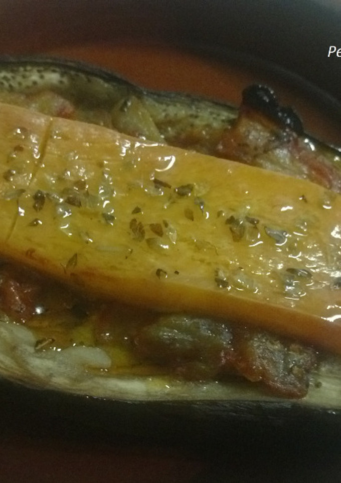 Una foto de Berenjenas rellenas con queso irlandés