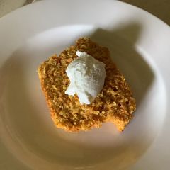 A picture of Oatmeal carrot cake.