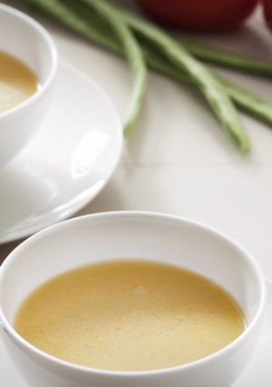 Una foto de Caldo base thermomix