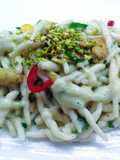 Trofie con crema di asparagi bianchi e granella di pistacchi
