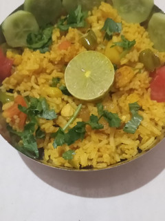મિક્સ વેજ પુલાવ (Mix Veg Pulao Recipe In Gujarati) રેસીપી મુખ્ય ફોટો
