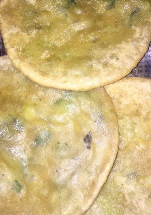 A picture of Aloo puri.