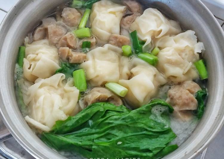 Wonton Seafood Soup🍜