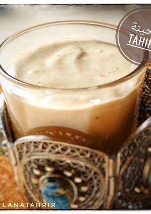 Une photo de Tahina ou sauce sésame