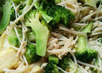 How to Recipe Yummy Broccoli with enoki mushroom and egg tofu