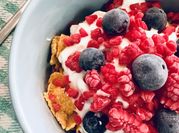 Una foto de frambuesas recetas fit