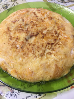 Una foto de Tortilla de calabaza y queso
