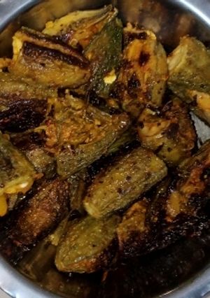 A picture of Stuffed karele.